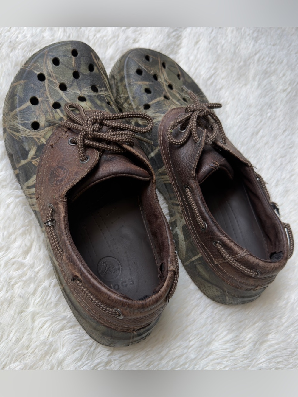 Men's Crocs Camo Mossy Oak Leather Boat Shoes Size 13 Outdoor Casual